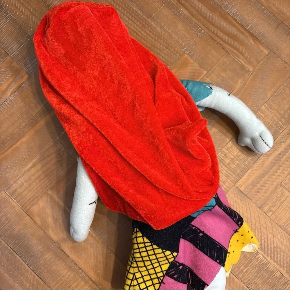 Disney sally 25”